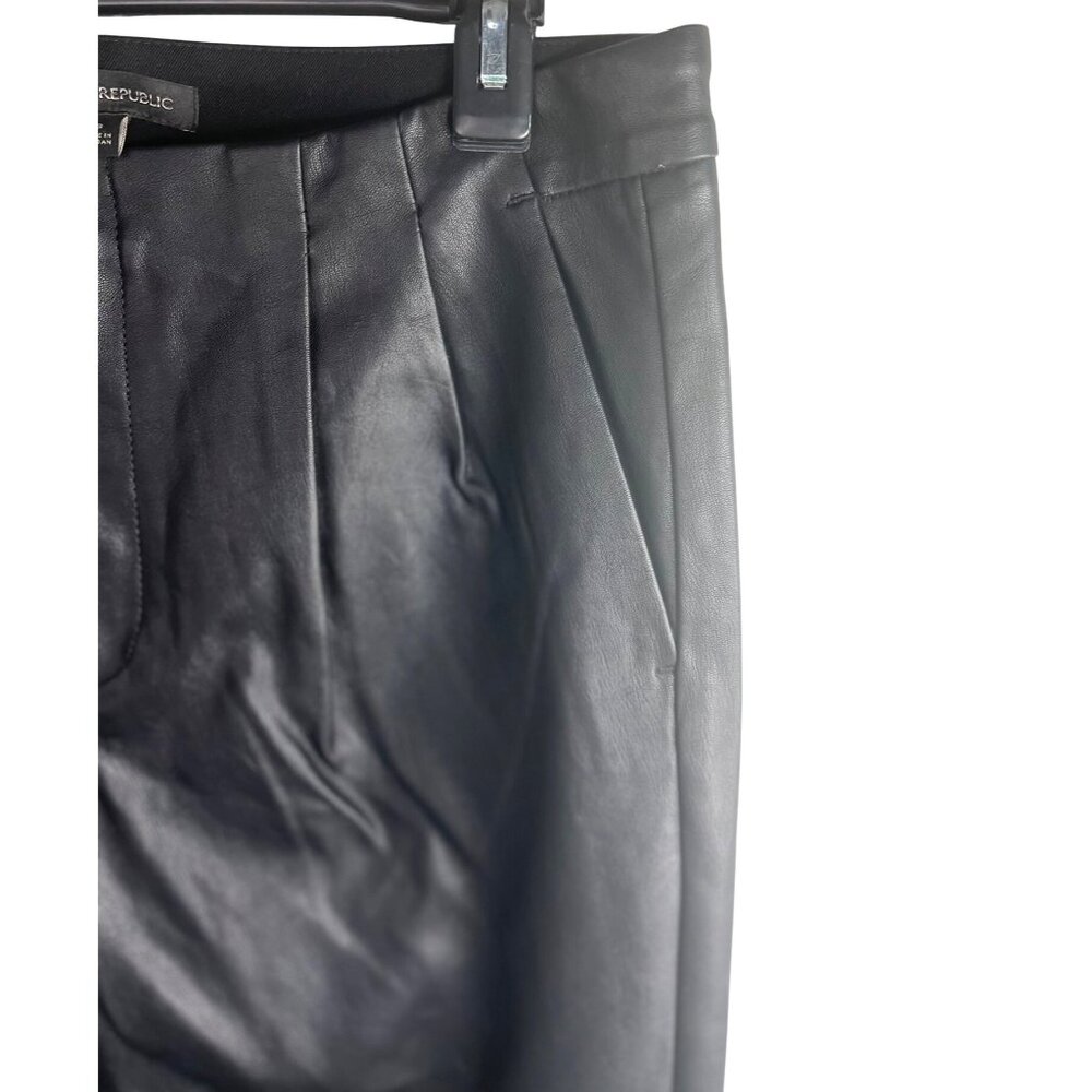 Banana Republic Womens Black Vegan Leather Tapered Leg Ankle Pants Pleated 8 - Picture 5 of 15